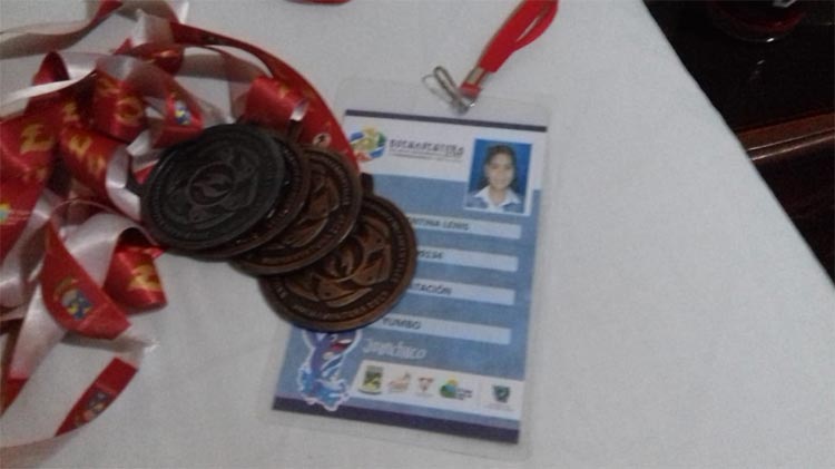 valentina lenis natacion tobias emanuel valle del cauca 2